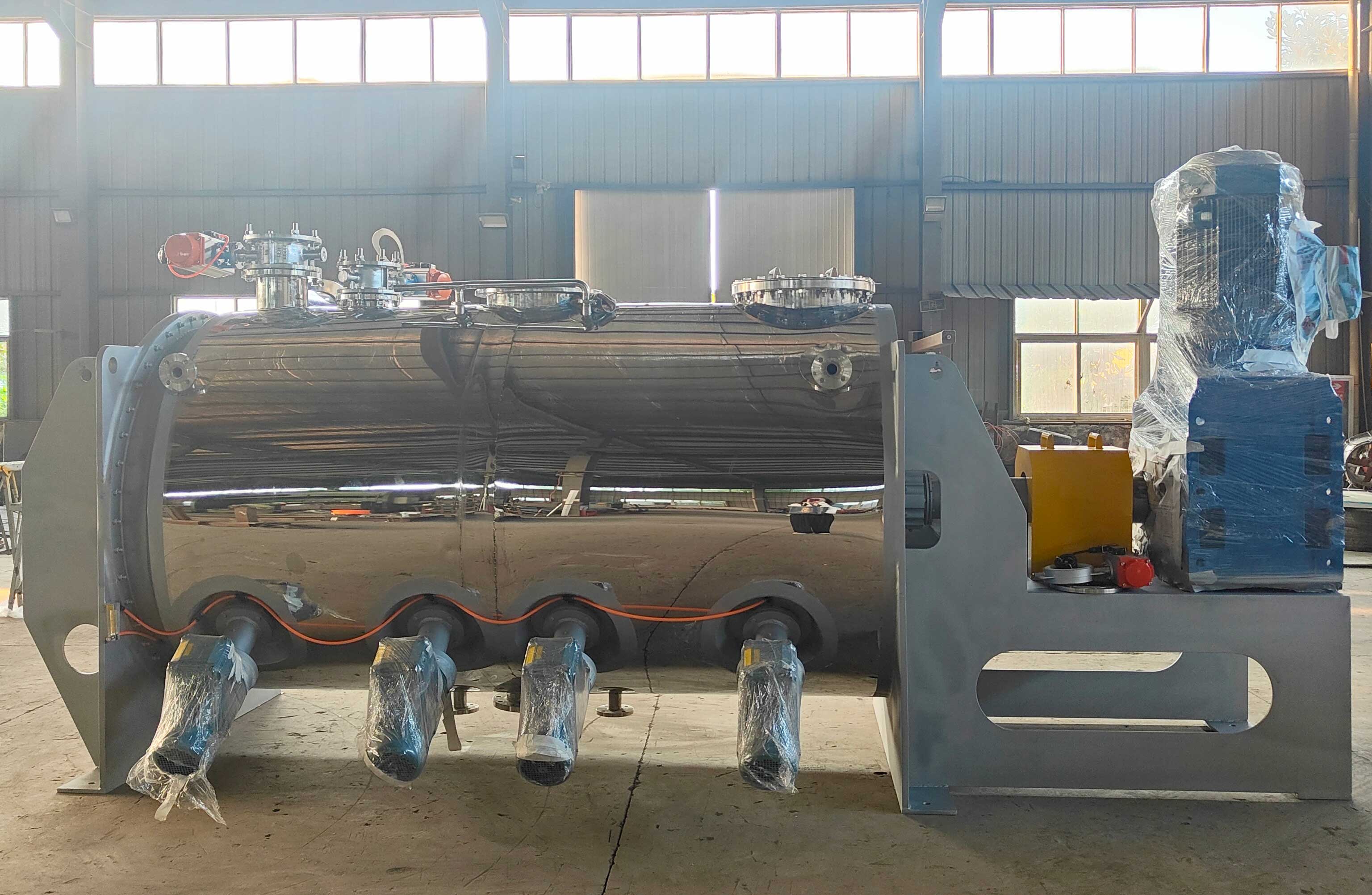 臥式螺帶混合機(jī) 臥式螺帶混合機(jī)
